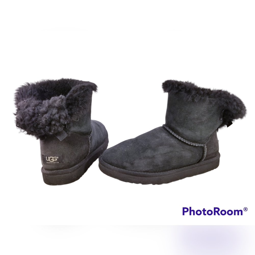 UGG AUSTRALIA BAILEY ANKLE BLACK SUEDE WOMEN BOOTS SZ 8
